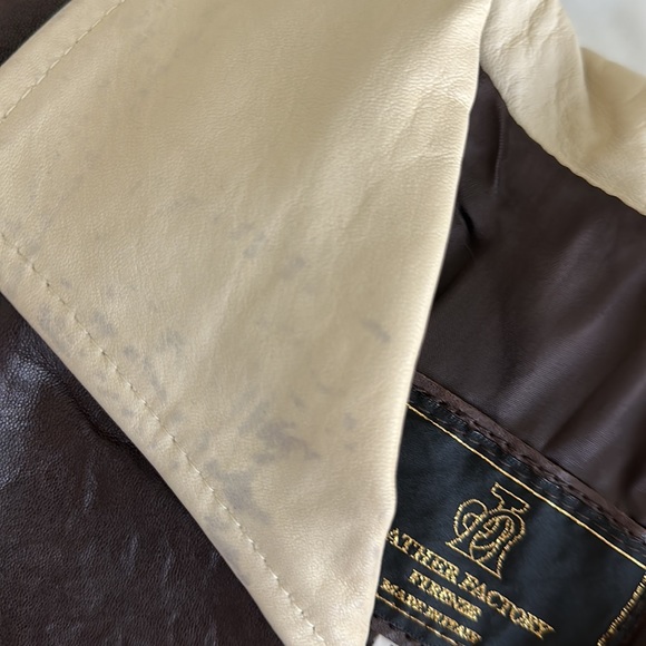 Genuine leather jacket purchased in Florence, Italy! - Picture 7 of 9